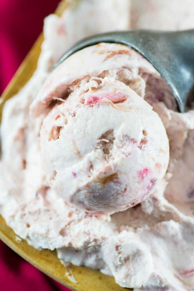 No-Churn Rhubarb Ice Cream: Easy, Egg-Free & Refreshing